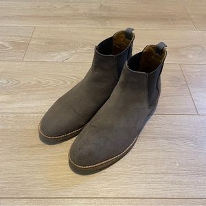 Zara Suede Chelsea Boots